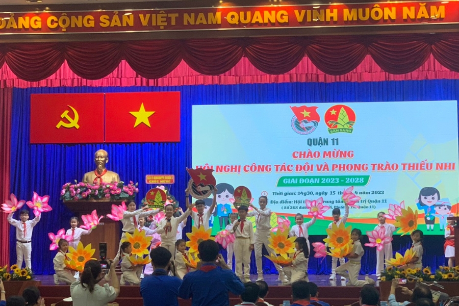 CLB Văn Nghệ Búp Sen Hồng - Nhà Thiếu Nhi quận 11 vinh dự tham gia trình diễn văn nghệ tại Hội nghị